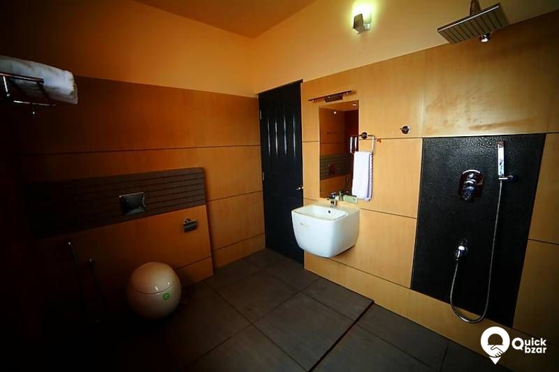 R119M FC DELUXE ROOM