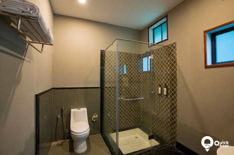 R40W KH THW WOODS COTTAGE