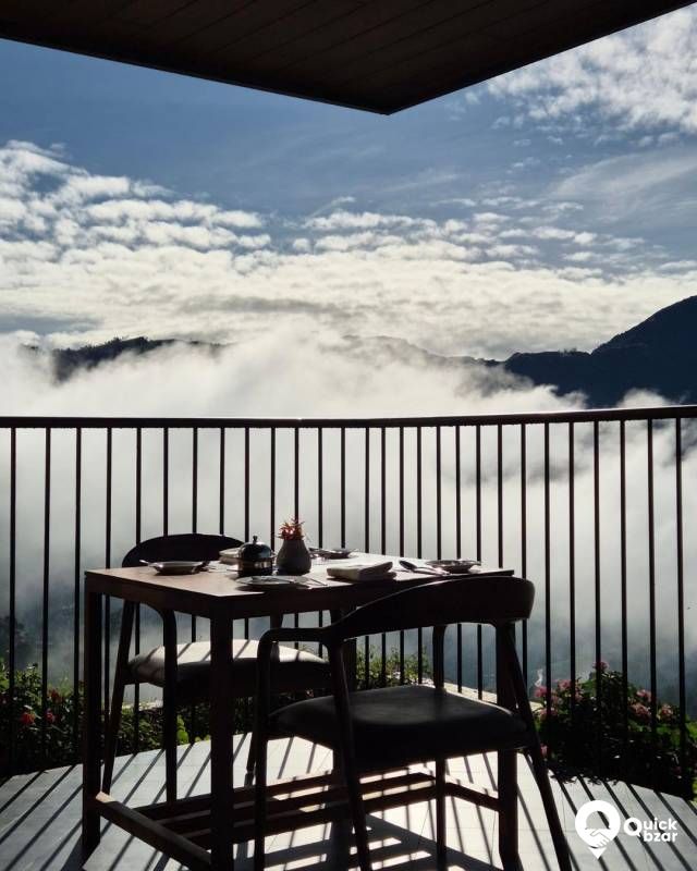 R122M KH TV  VALLE LUXE (VALLEY VIEW ROOM )