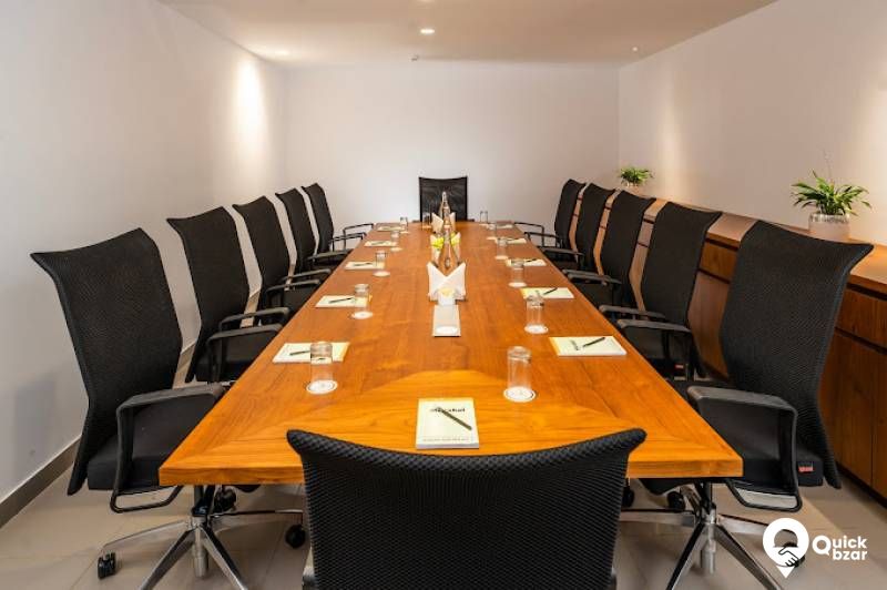 R122M KH TV  VALLE LUXE (VALLEY VIEW ROOM )