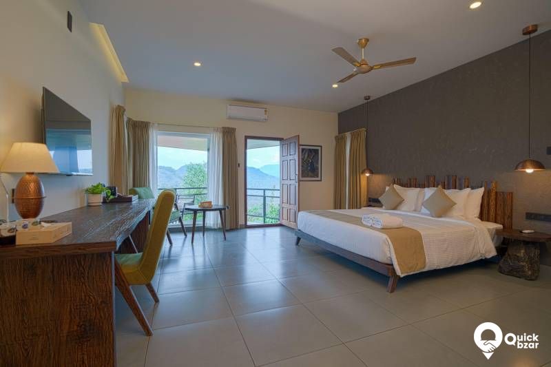 R41W KH MR MOUNTAIN VIEW COTTAGE WITH JACUZZI