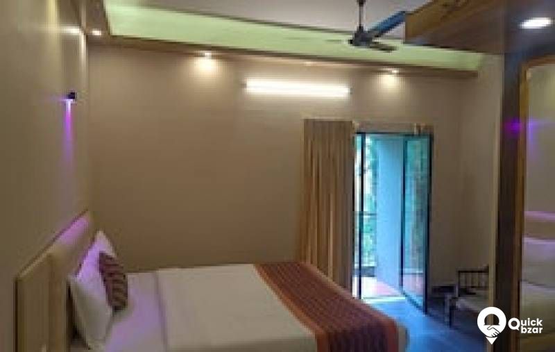 R126 FHR FOREST VIEW ROOM