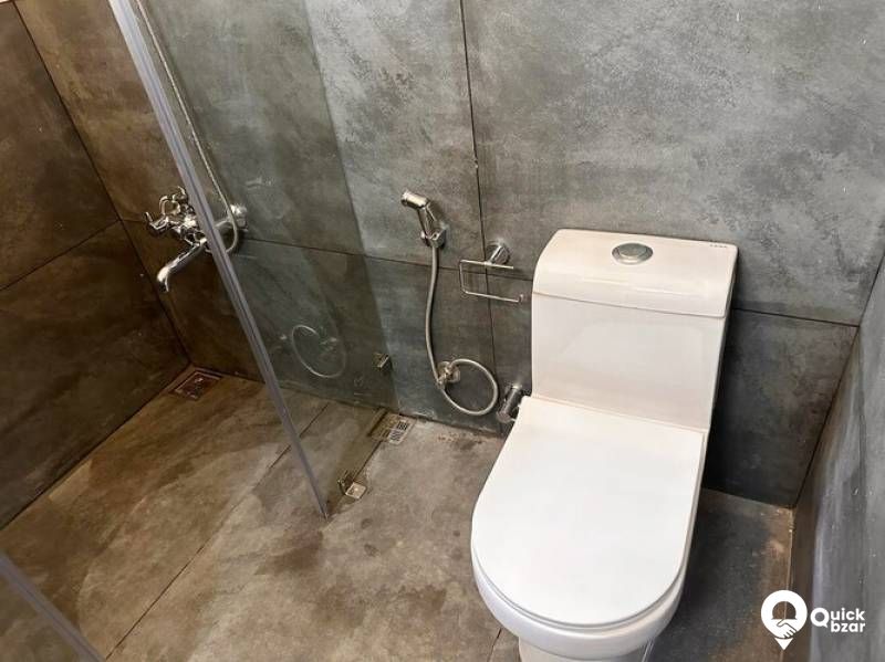 R127M GR FW WATER VIEW COTTAGE
