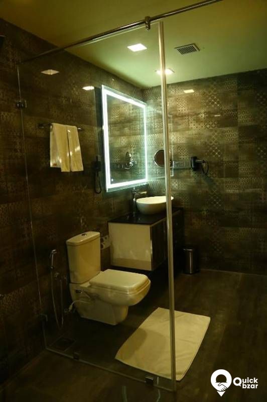 R8K SAJE CLUB ROOM