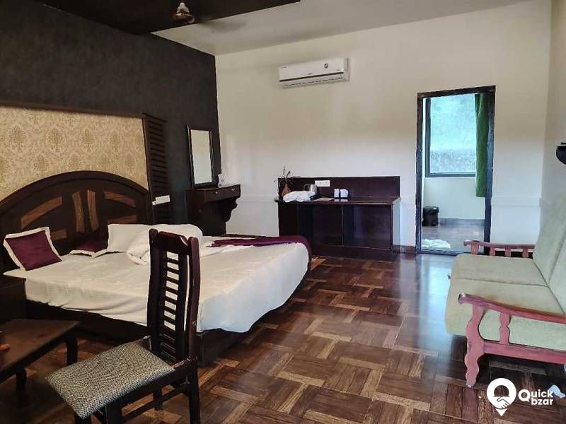 R10TH PNR HONEYMOON SUITE AC