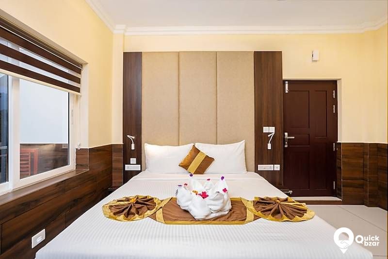R1329M SELR PREMIUM AC ROOM