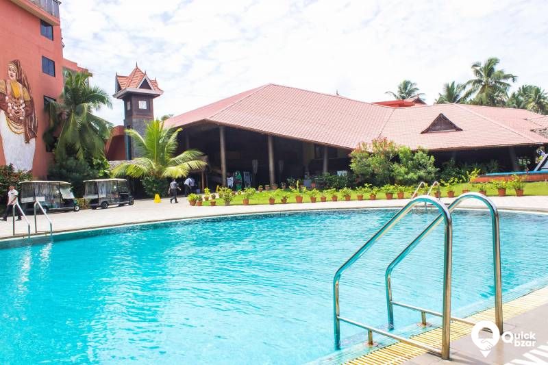 R10KVLM USLBH POOL VIEW ROOM