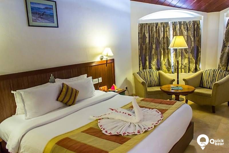 R10KVLM USLBH POOL VIEW ROOM