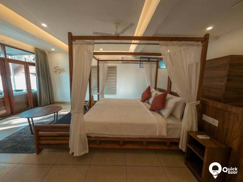 R11VRK VLBE JACUZZI ROOM