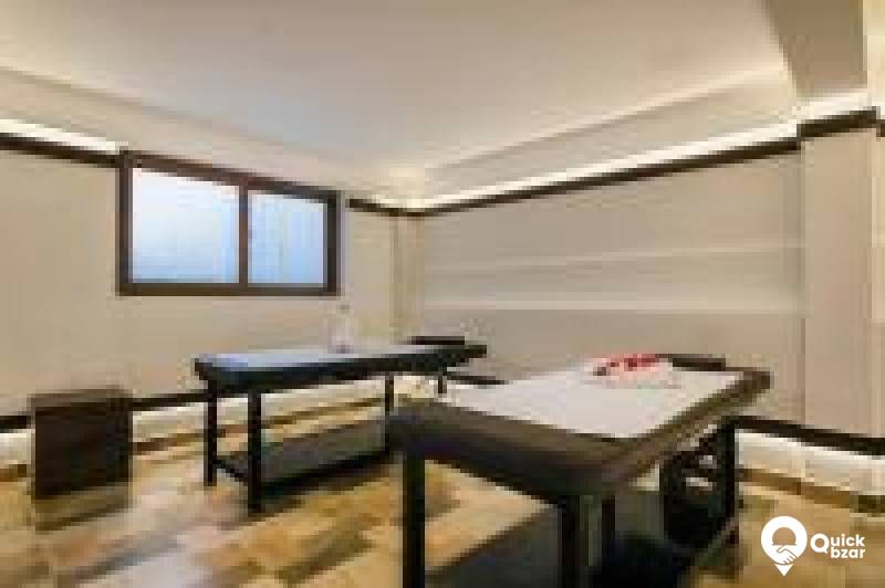 R12VRK ECBR SEA VIEW DELUXE ROOM