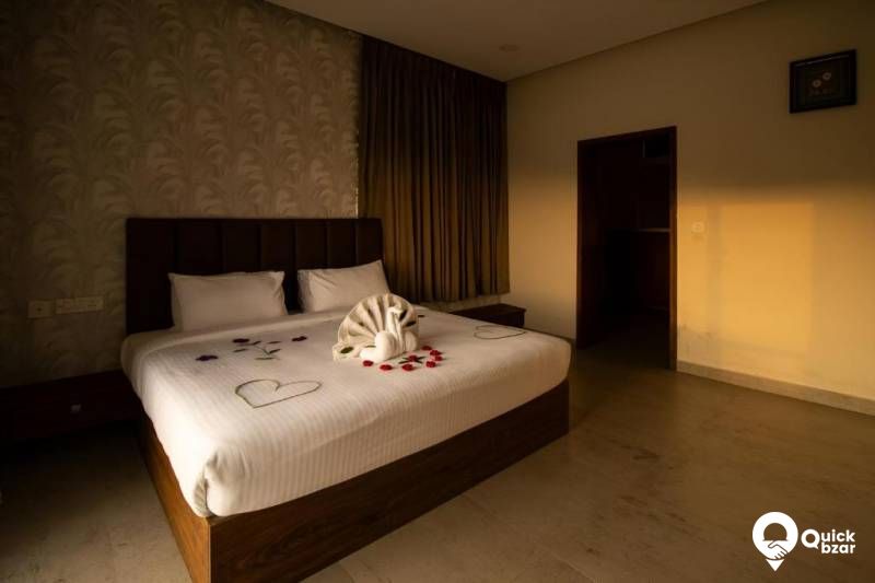 R12VRK ECBR SEA VIEW SUITE