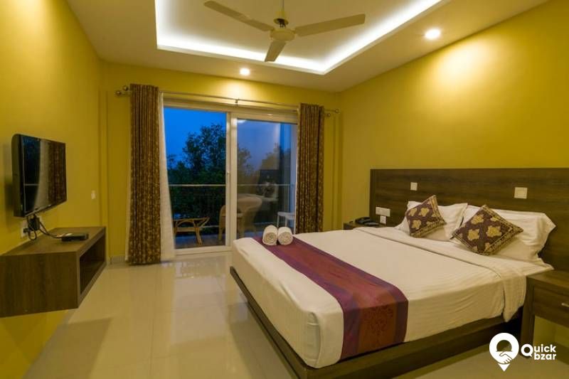 R148M THM DELUXE ROOM