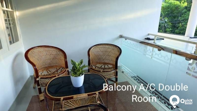 R8M HS EM AC DOUBLE ROOM WITH BALCONY