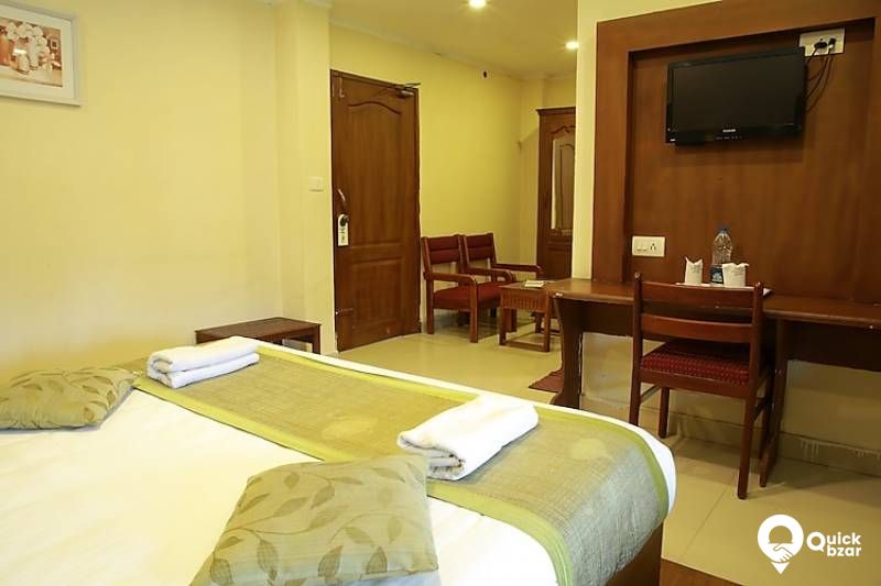 R151M LCM DELUXE ROOM