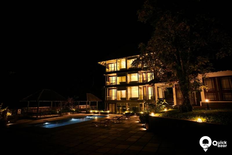 R155M EWR PREMIUM ROOMS WITH BATHTUB