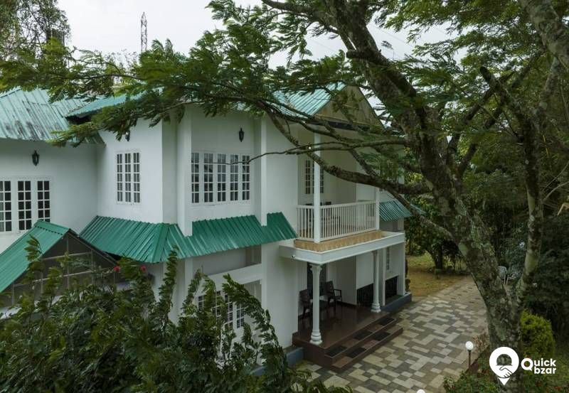 R157M SBV BALCONY SUIT ROOM