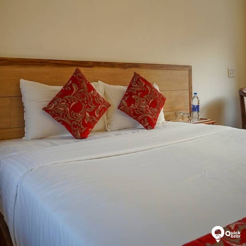 R3ATHI WH DELUXE ROOM