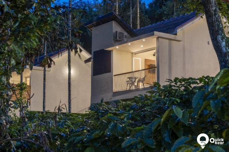 R44W TY LUX COTTAGE
