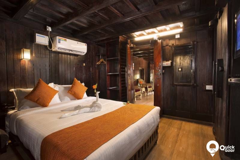 R18TH PTT HERITAGE deluxe AC ROOM