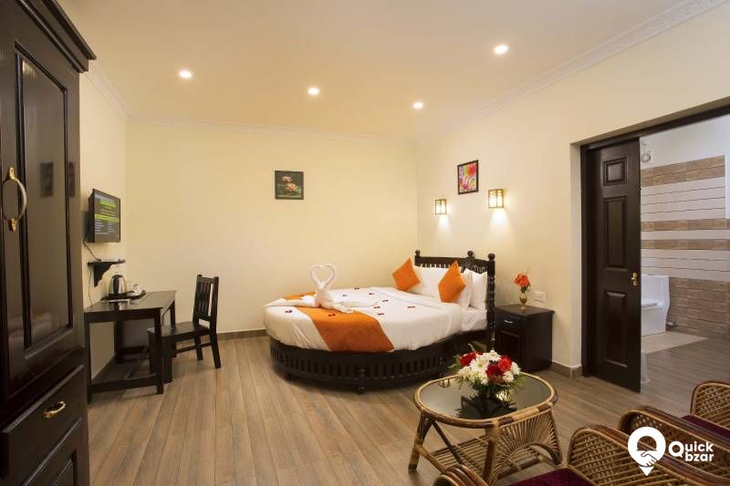 R19TH SLR JACUZZI VILLA AC