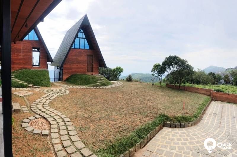 R17V ERCV MOUNTAIN VIEW BALCONY 4 BED FAMILY