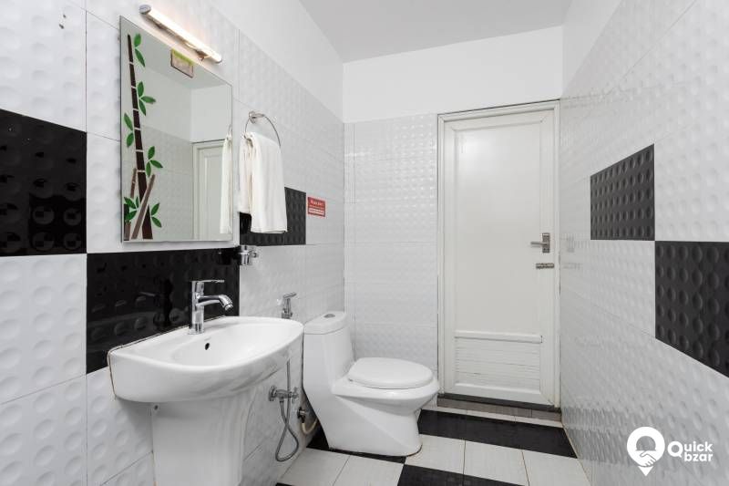 R161M ECER PREMIUM VALLEY VIEW ROOM A/C