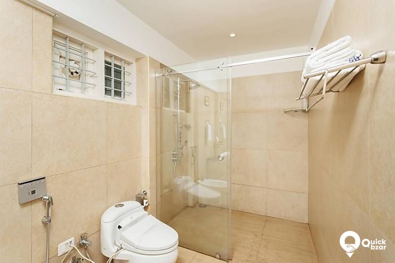R162M ECD PLANTATION VIEW SUITE