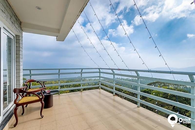 R162M CAPITHAN LUXURY TWIN SUITE
