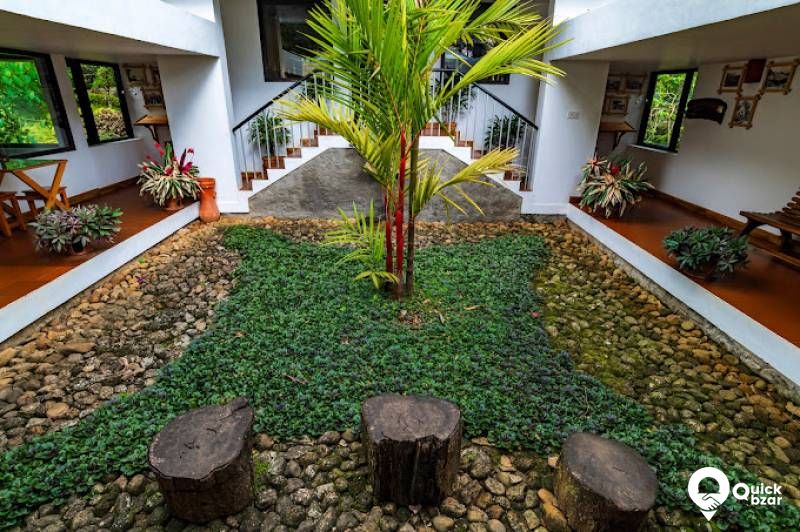 R163 M WGH TTTM CINNAMON COTTAGE