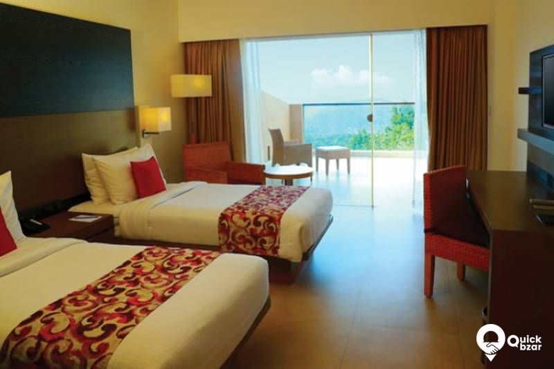R23TH WGH PT CLUB ROOM