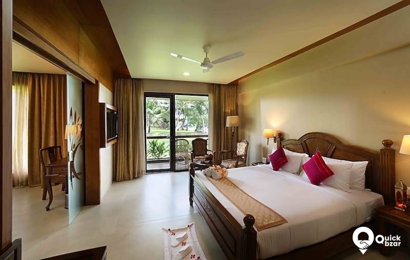 R7A UBR LAKE VIEW SUITE ROOM