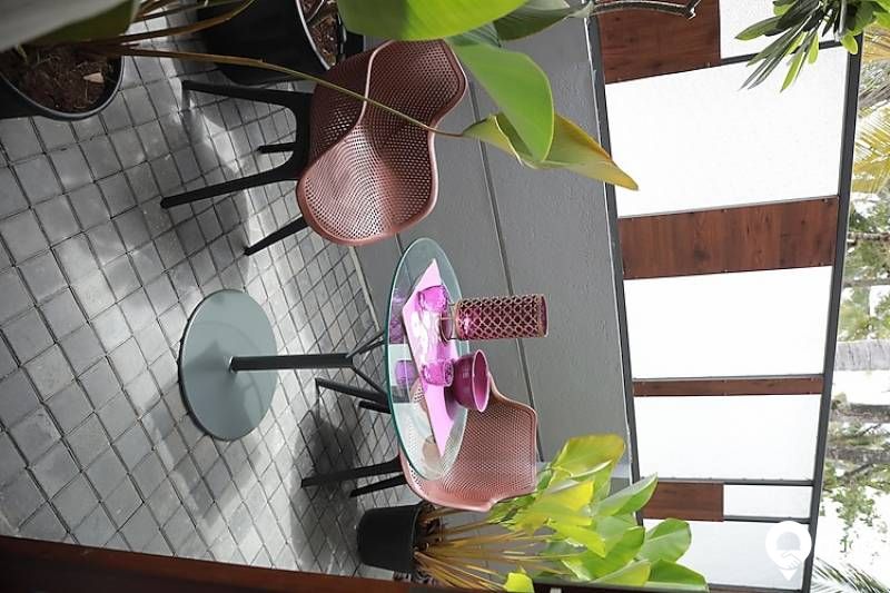 R10K LL COURTYARD VILLA