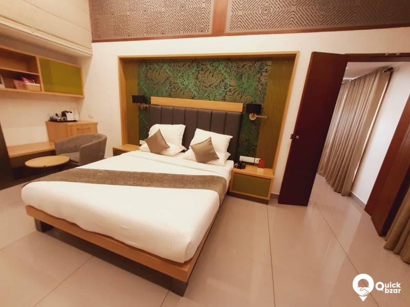 R10K LL TWO ROOM VILLA