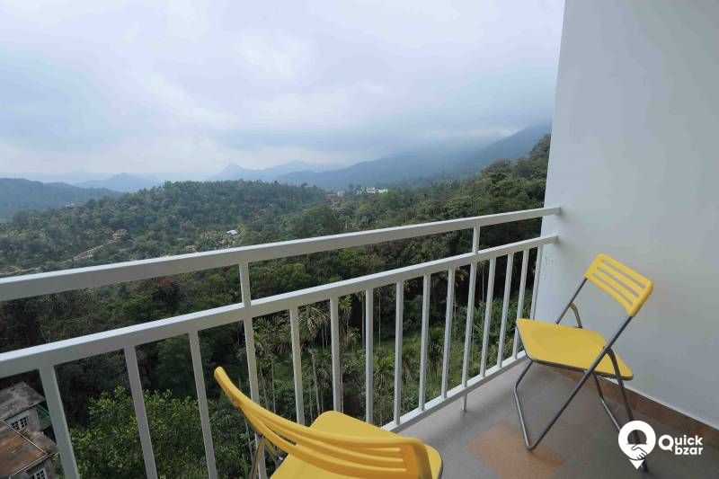 R168M SLR SUITE ROOM