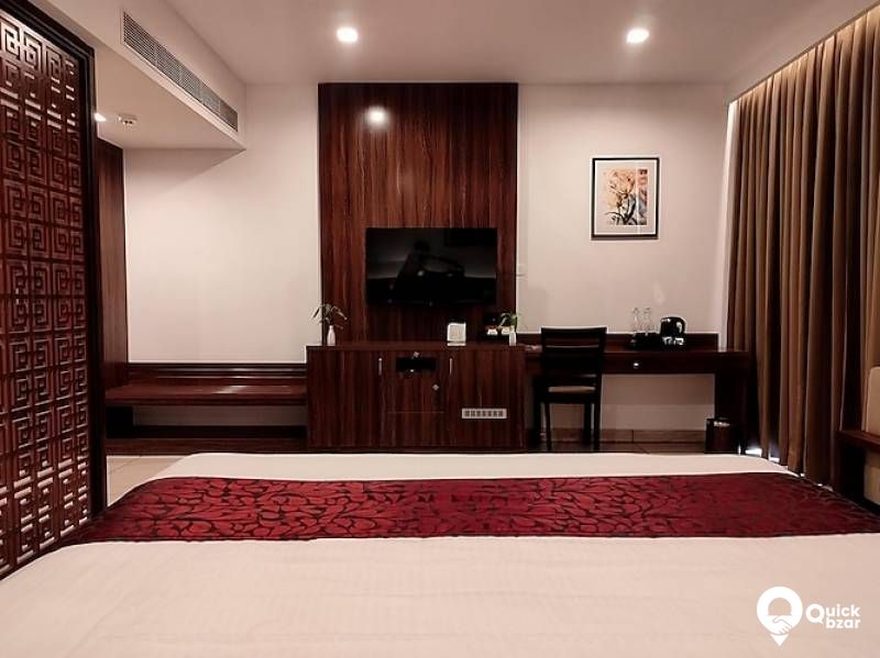 R25TH WARS AVENUE ROMANTIC SUITE ROOM