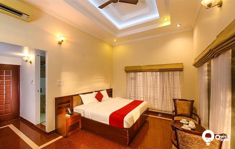 R11A CRBT KING ROOM (LAKE VIEW )
