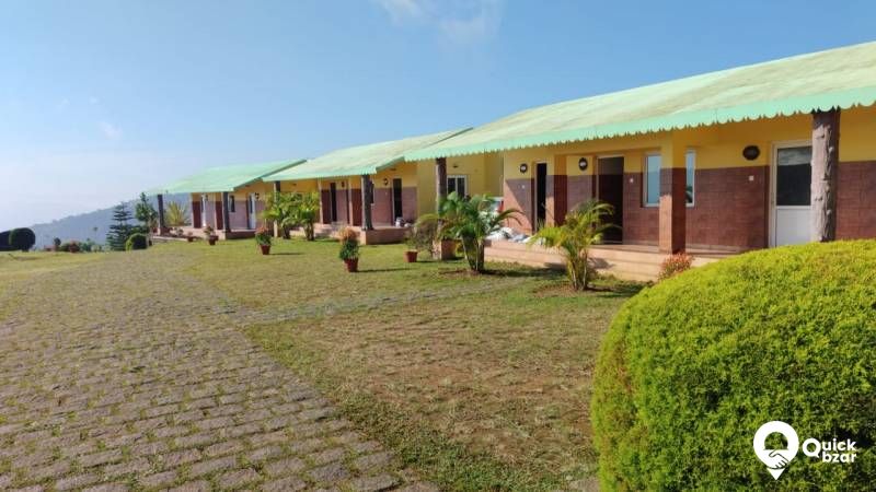R172M PMHP HILL TOP DELUXE ROOM