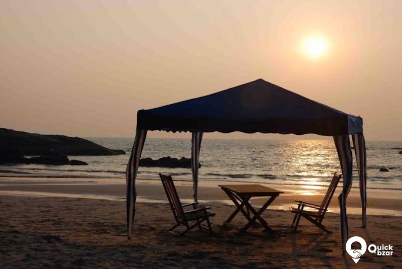R2KNR CRBR BEACH HUT ROOM