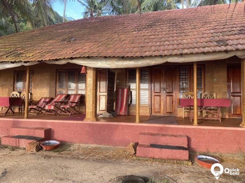 R2KNR CRBR BEACH HUT ROOM