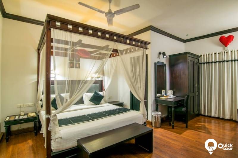 R174M TSM EXECUTIVE ROOM