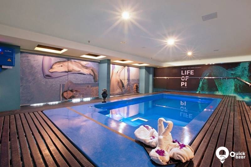 R174M TSM EXECUTIVE ROOM