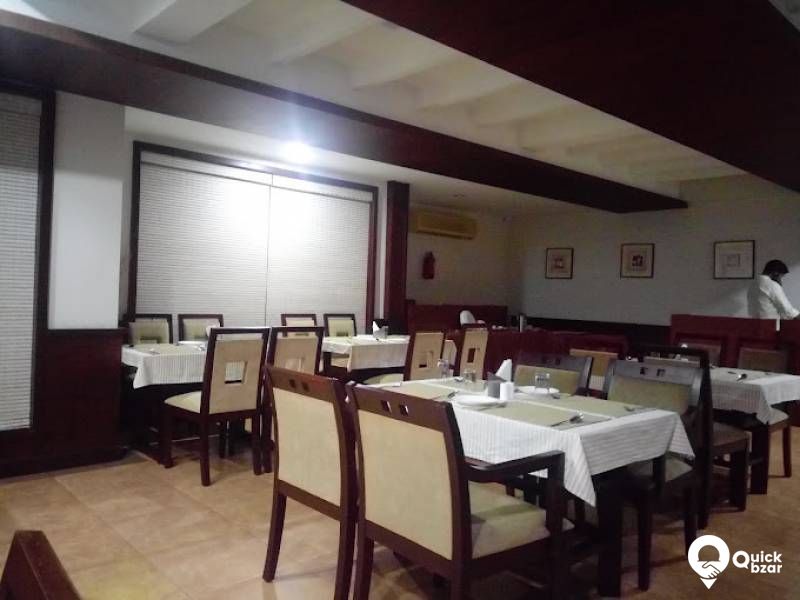 R4K HHC  DELUXE ROOM