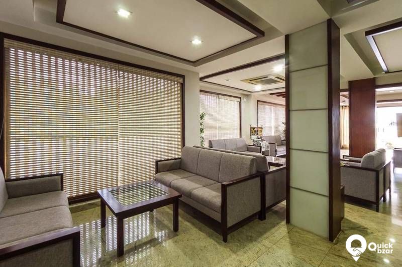 R4K HHC  DELUXE ROOM