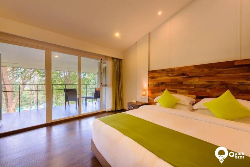 R49W WW SUPERIOR ROOM WITH BALCONY