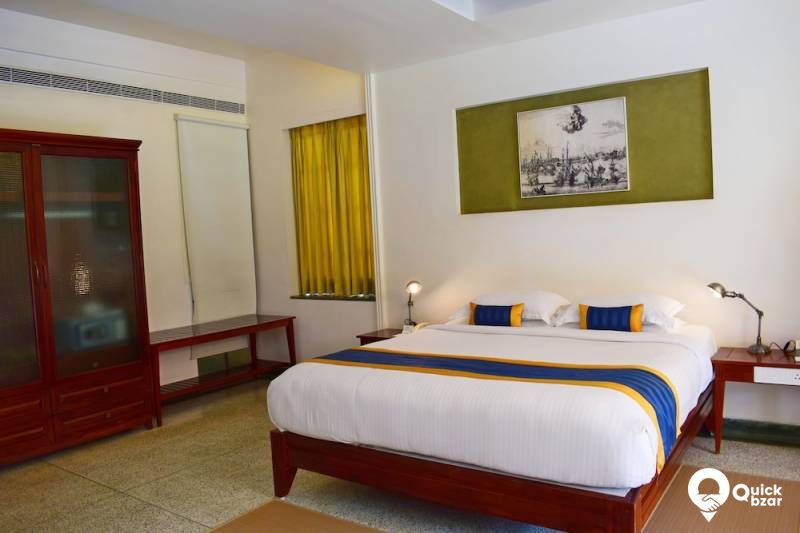 R14K EB BASTION ROOM WITH GARDEN VERANDAH