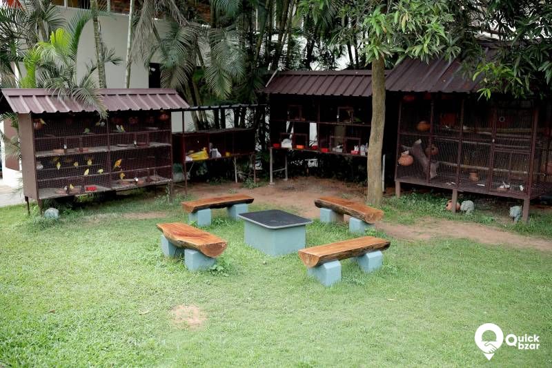 R19KVLM LBR COTTAGE VILLA VIEW LIVING AREA