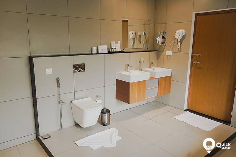 R178M TIMELESS JACUZZI SUITE