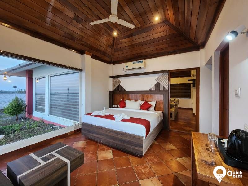 R14A MPMCL DELUXE LAKE VIEW ROOM