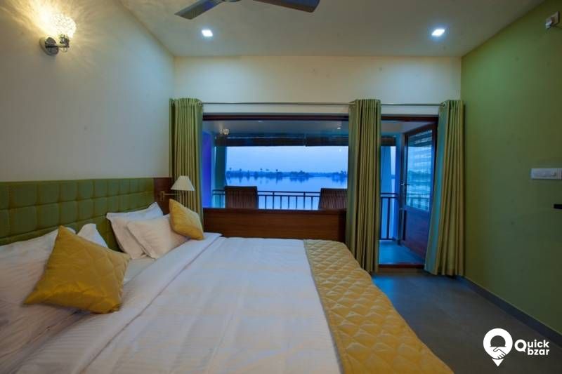 R14A MPMCL DELUXE LAKE VIEW ROOM