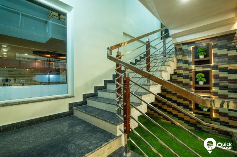 R6TR DR  ECONOMIC ROOM